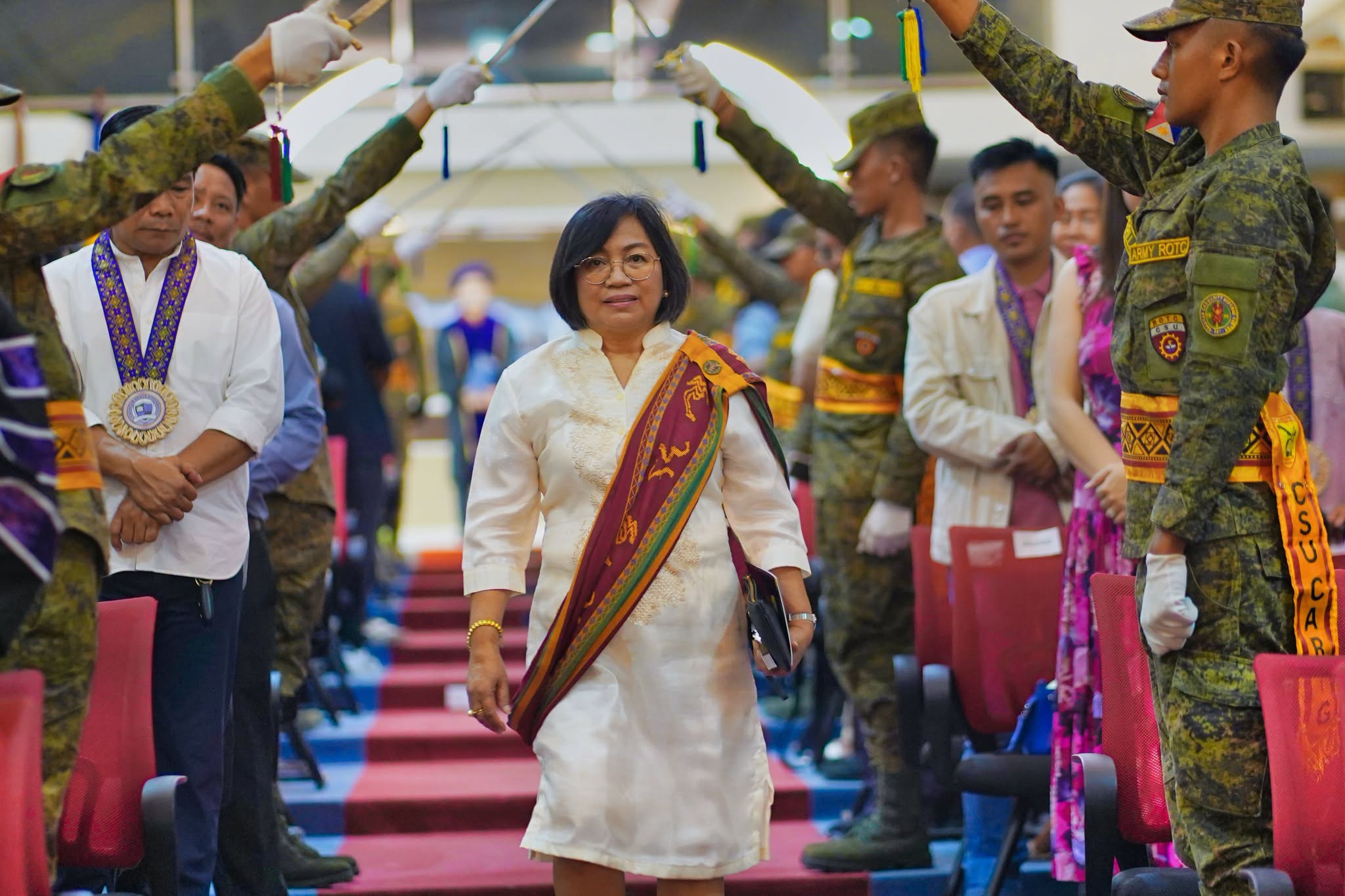 24TH-GRAD-COL-PHOTOSET photo 29